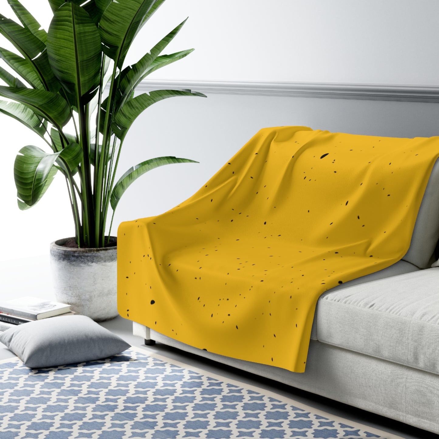 LUXURIOUS COZY BLANKET: THE EPITOME OF COMFORT AND WARMTH | Pattern dots yellow 